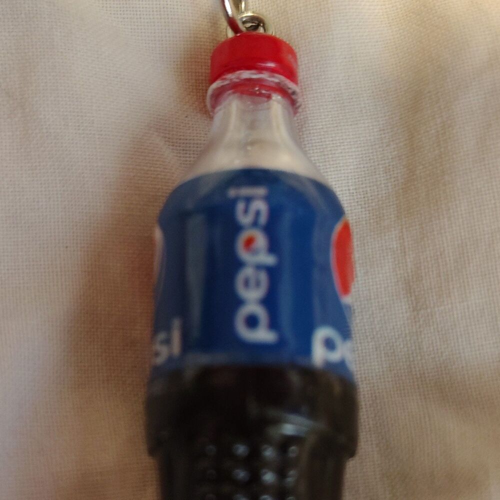 Pepsi Bottle Keychain Plastic Detachable Keyring Advertising Black Blue Red - Picture 6 of 6